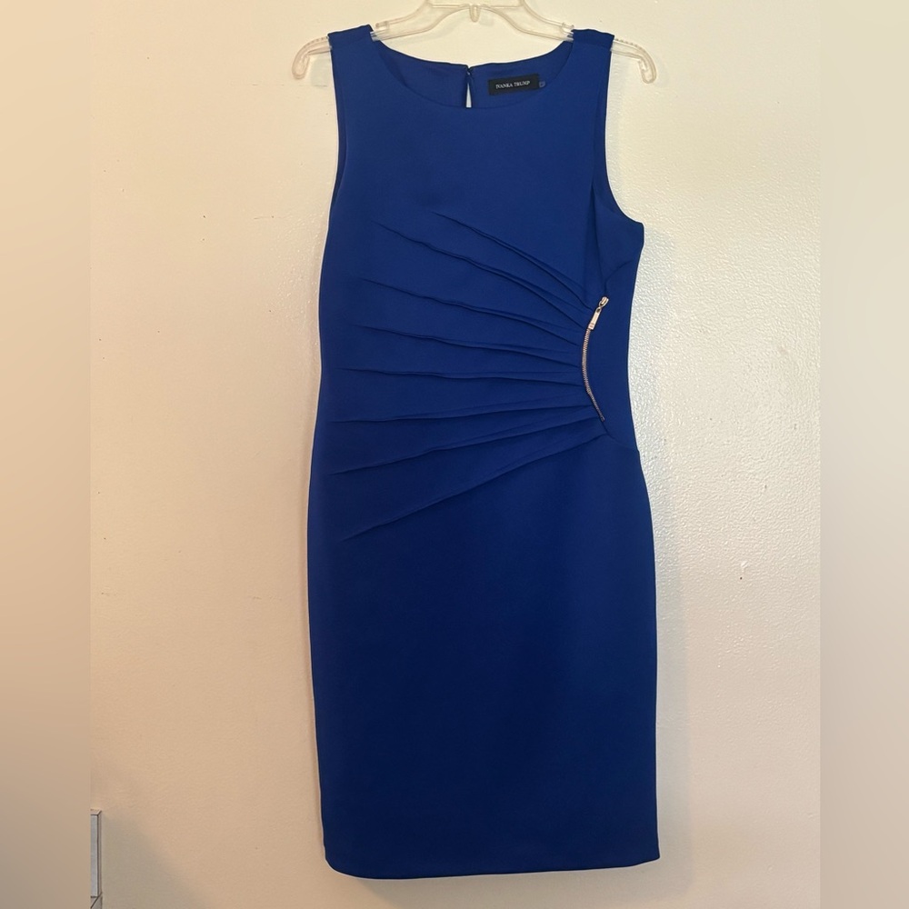 Ivanka Trump Starburst Royal Blue Sleeveless Ruched Midi Sheath Dress